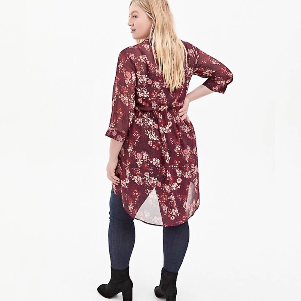 TORRID Sheer Floral Chiffon Hi-Lo Tunic Top V-Neck Tab Sleeve Plus Size 2X - Picture 2 of 11